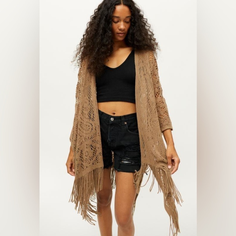 Do Everything in Love Janelle Crochet Ruana in Taupe